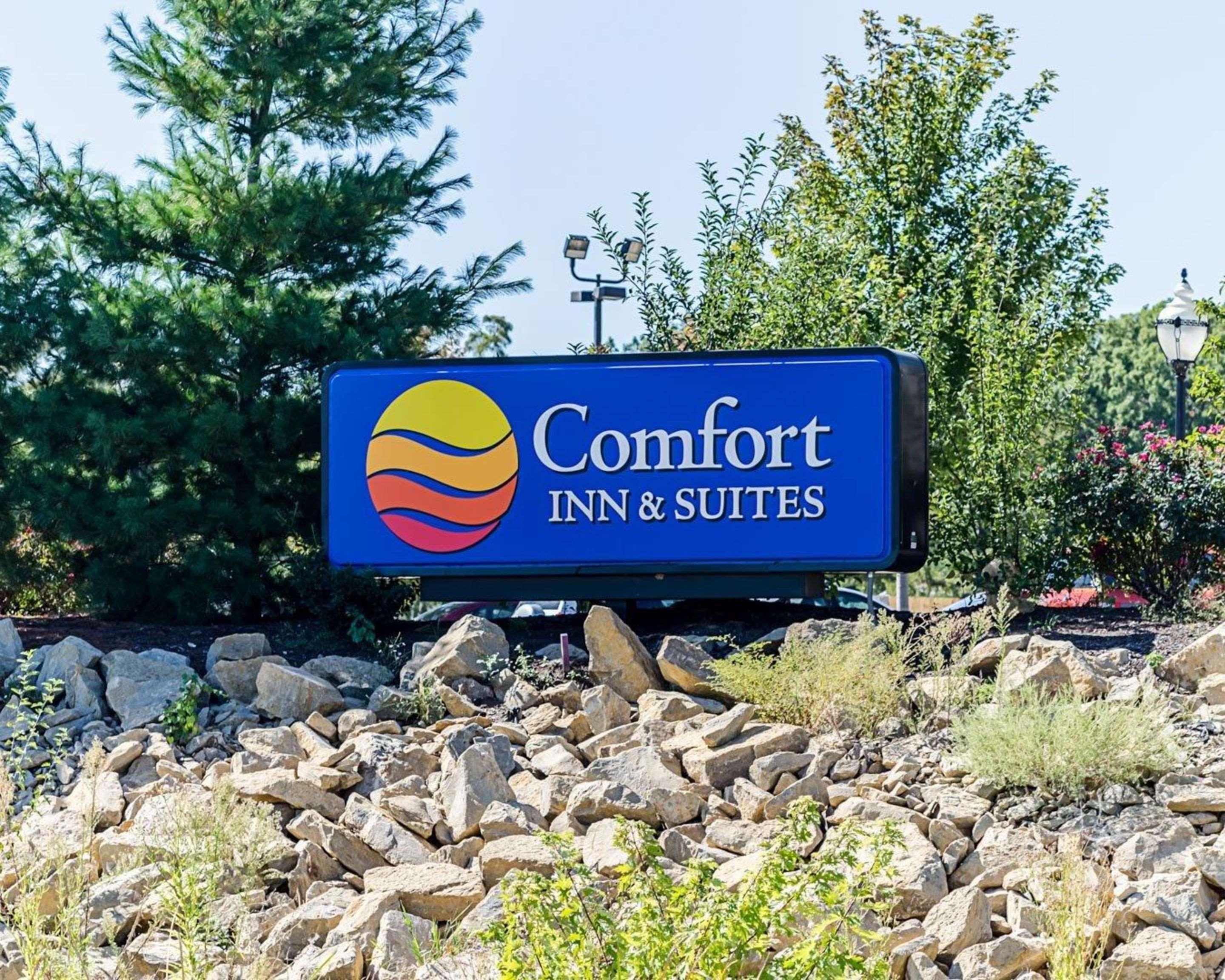 Comfort Inn&Suites Lawrence Extérieur photo
