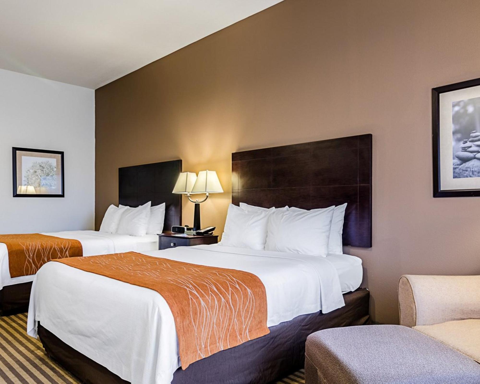 Comfort Inn&Suites Lawrence Extérieur photo