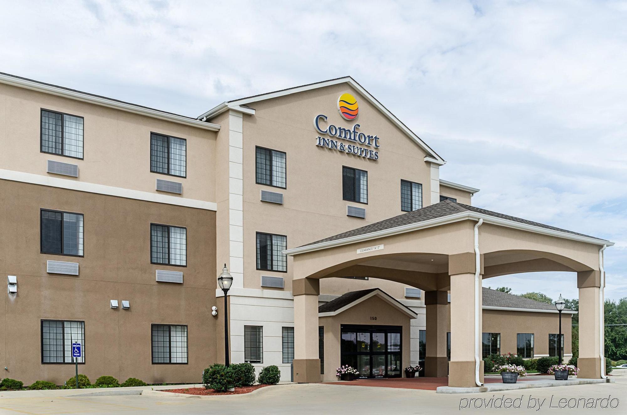 Comfort Inn&Suites Lawrence Extérieur photo